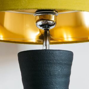 Small Black Cyrus Ceramic Lamp