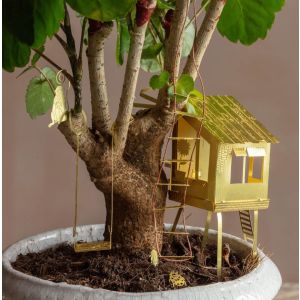 Tiny Treehouse Plant Decoration