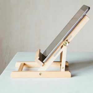 Easel Book and Tablet Stand