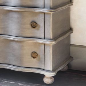Three Drawer Oyster Chest of Drawers