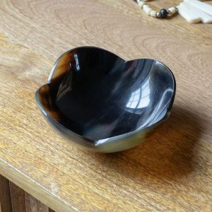 Small Natural Horn Flower Dish