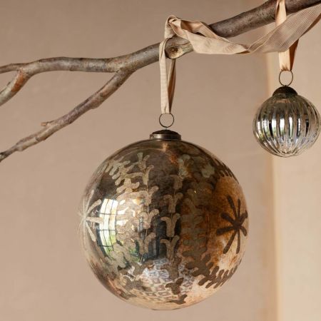 Large Etched Glass Christmas Tree Bauble