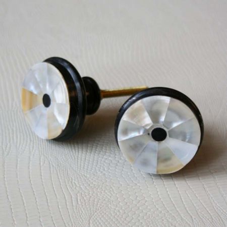 Mother of Pearl and Black Horn Drawer Knob - Thumbnail