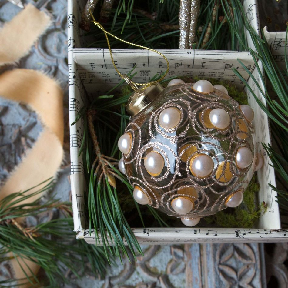 Gold Pearl Glass Bauble