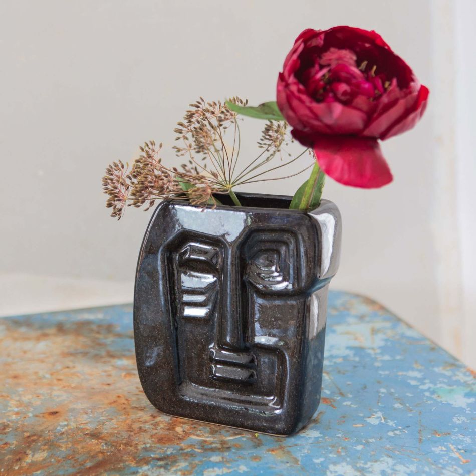 Small Jude Face Vase