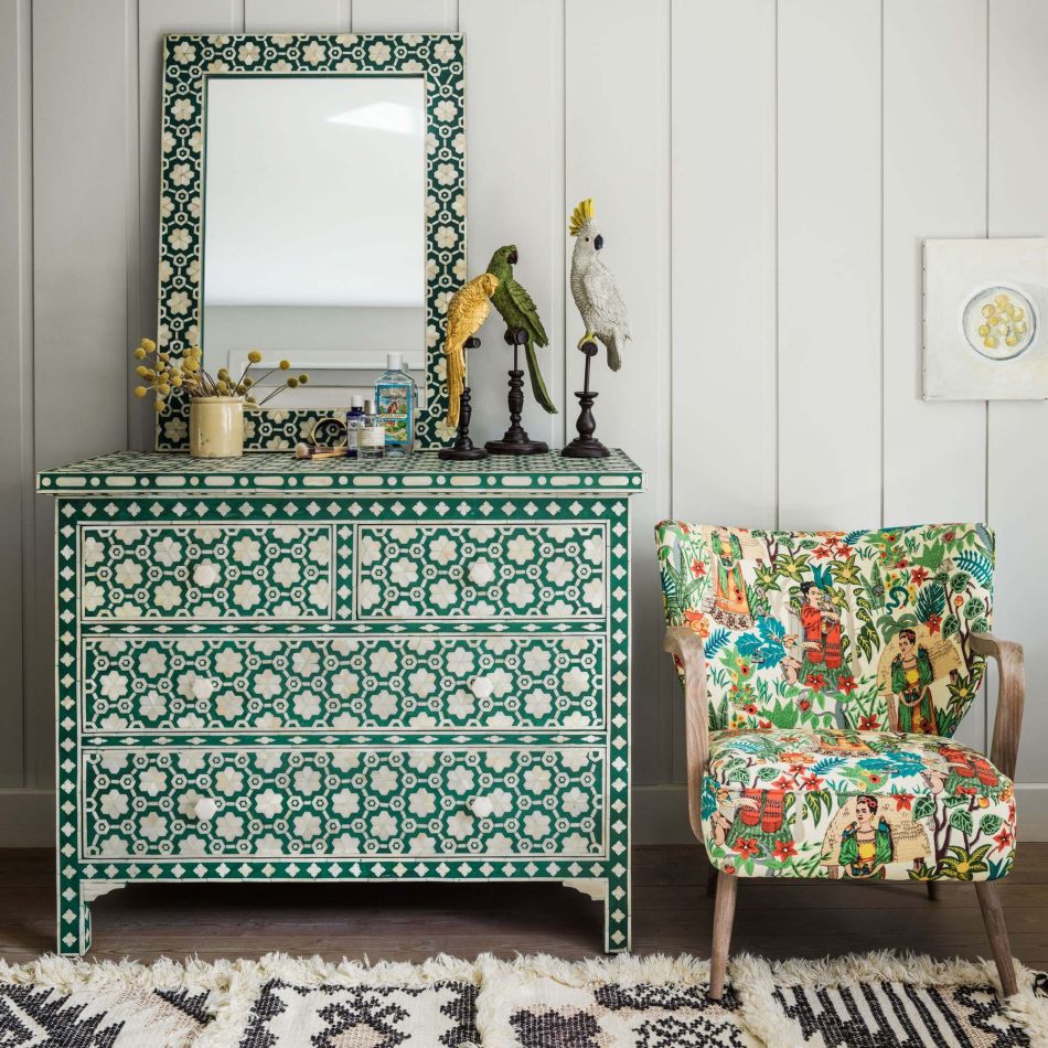 Jade Green Floral Bone Inlay Chest of Drawers
