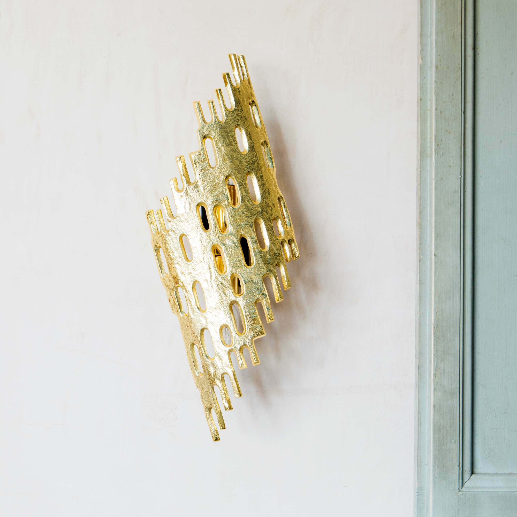 Read more about Graham and green nyssa gold wall light