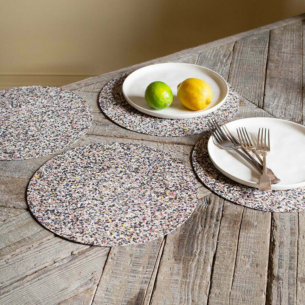 Graham And Green Set Of Four Round Beach Clean Placemats