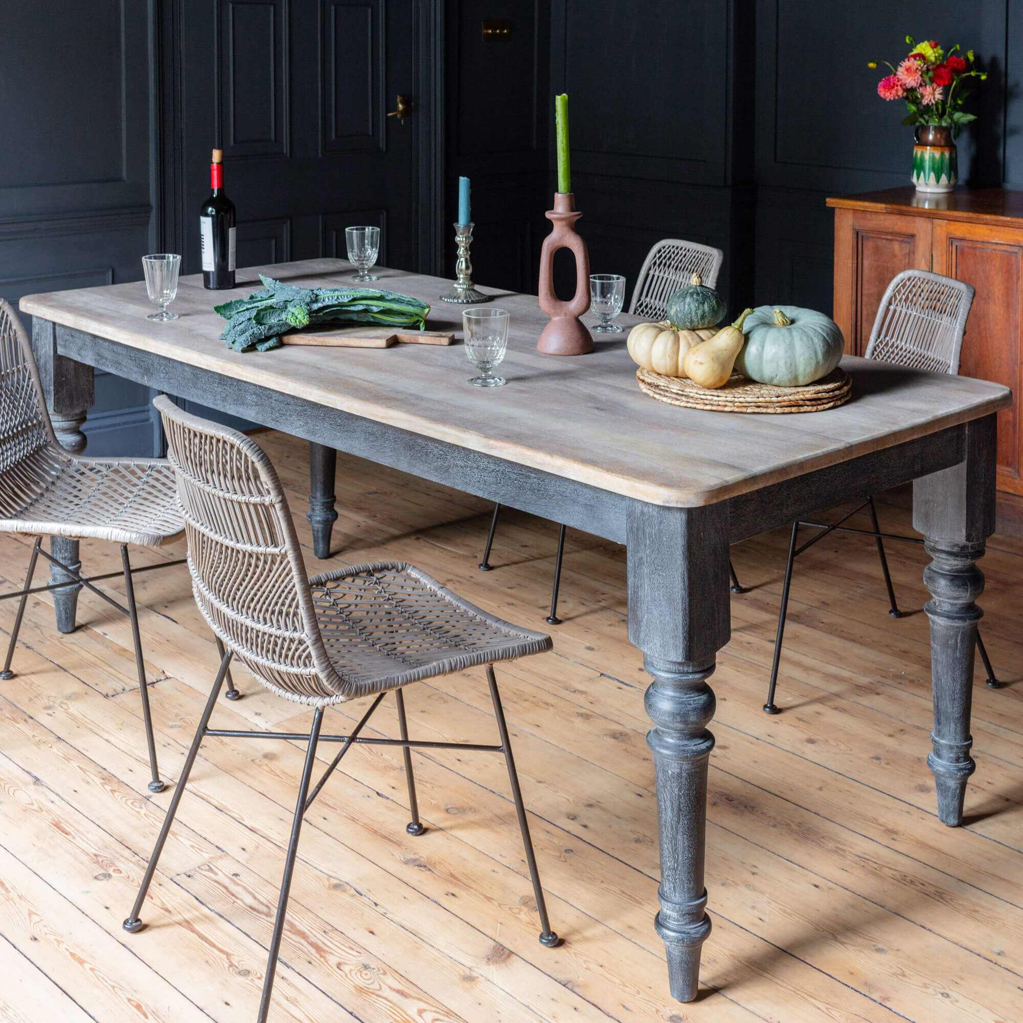 Graham And Green Small Lincoln Six Seater Dining Table