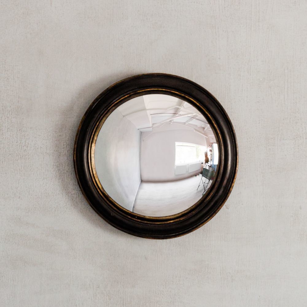 An image of Large Rounded Frame Convex Mirror